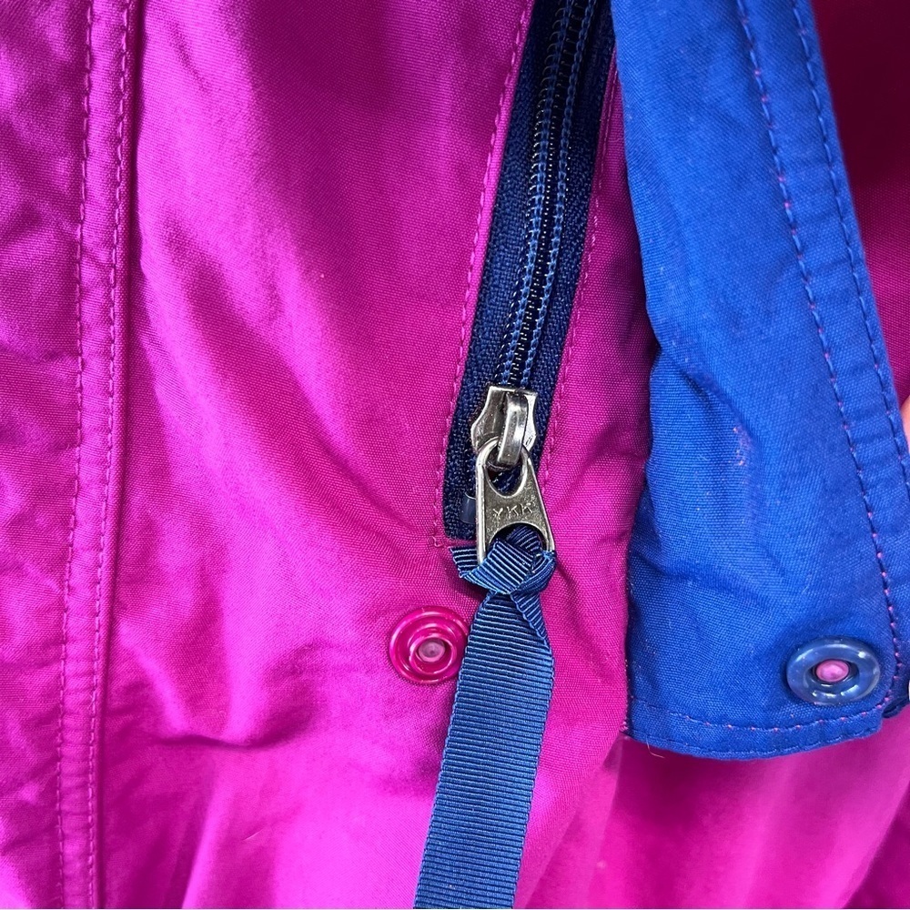 Patagonia Women's Magenta Jacket with Blue & Orange Accents - Picture 9 of 16
